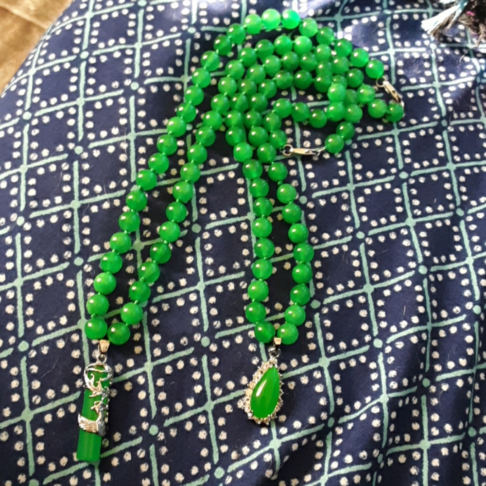 Jade Pendent Necklaces